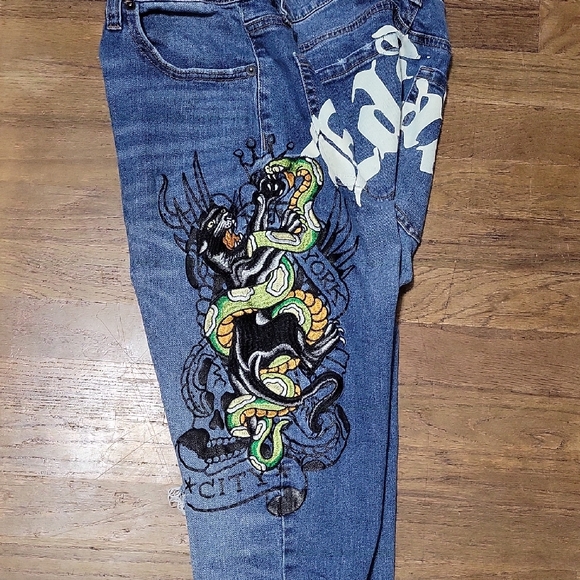 Ed Hardy Jeans - Picture 5 of 8